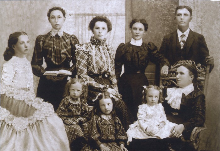 Family of Owen and Sarah Teeple